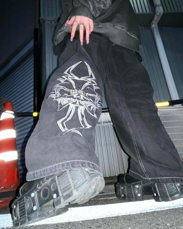 Amerykański retro y2k z nadrukiem szkieletu czarne dżinsy upuść uczucie luźne proste nogi fala marki szerokie nogawki luźna, wysoka spodnie uliczne