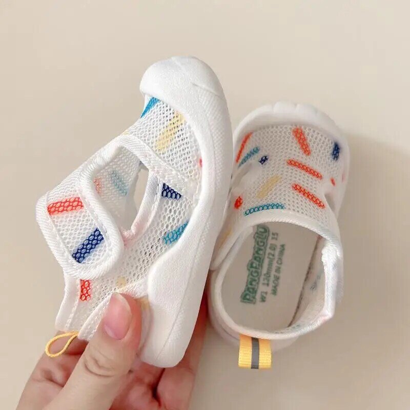 Sandal Bayi 1-4T Sepatu Kasual Anak Uniseks Jaring Udara Bersirkulasi Musim Panas Sepatu Ringan Bayi Sol Lembut Antiselip