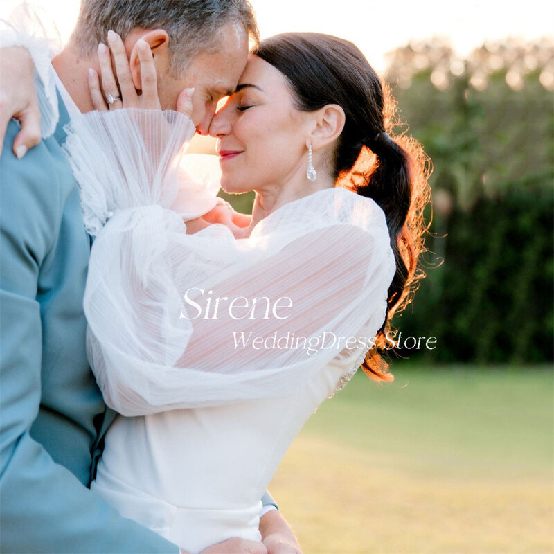 Sirene gaun pernikahan elegan, gaun pengantin kain Tule panjang berlubang tipis sisi tinggi Lengan mengembang dengan leher V sederhana dan punggung terbuka