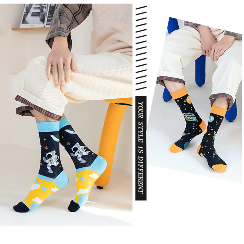 1 زوج جديد الإبداعية الكرتون الجوارب العصرية السماء المرصعة بالنجوم أنيمي العلامة التجارية العصرية الجوارب الرجال الشارع Harajuku العصرية الجوارب