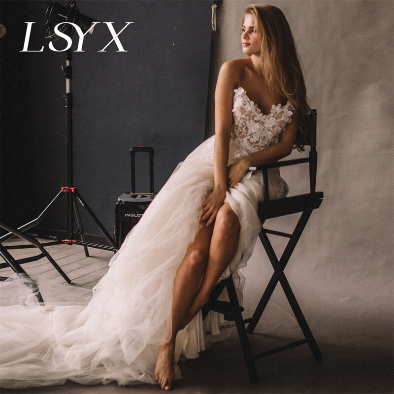 Lsyx-チュールのウェディングドレス,ストラップレスのセクシーな3D花柄,ノースリーブ,アップリケ付き,ホルタートップ,自由奔放に生きるスタイル
