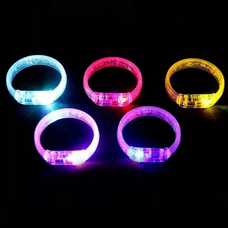 Pulsera con luz LED intermitente, brazalete luminoso de colores para fiesta de cumpleaños, decoración de boda, concierto, accesorios de atmósfera nocturna