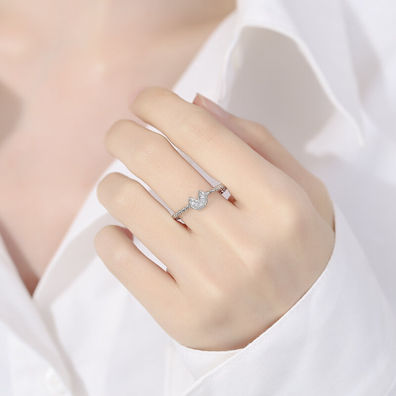 แหวนแต่งงานสำหรับผู้หญิงเครื่องประดับทองคำสีขาวเพทายประกายคลาสสิกรูปทรงรอยเท้า
