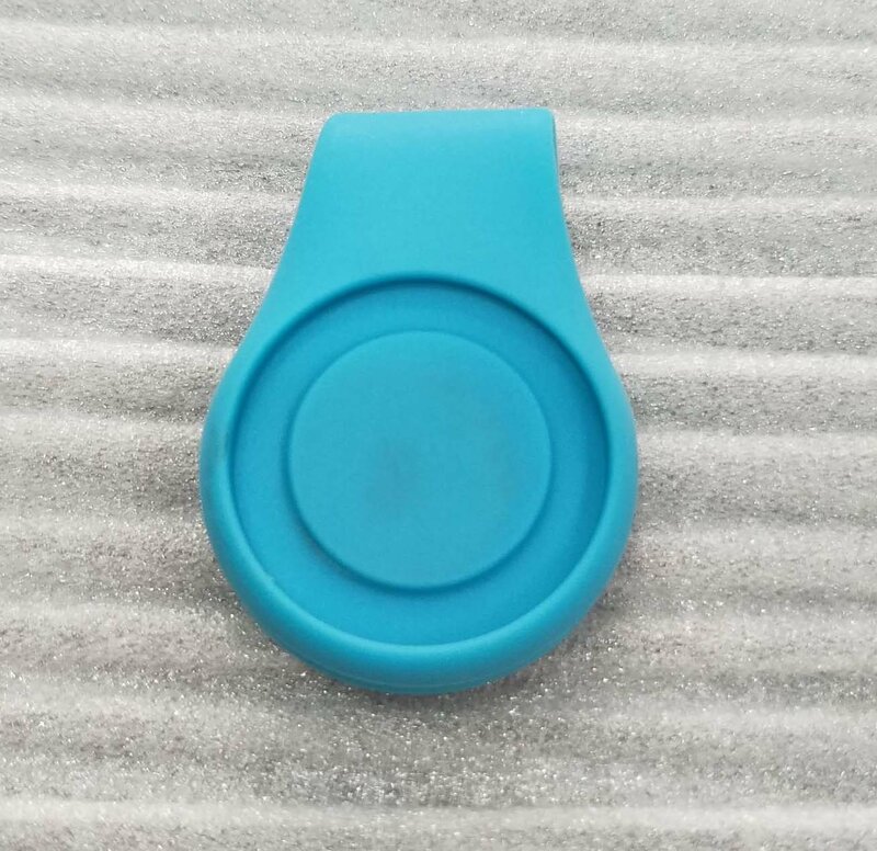 Silicone Golf Hat Clip Ball Marker Holder with Strong Magnetic Attach to Your Pocket Edge Belt Clothes Gift Drop Ship