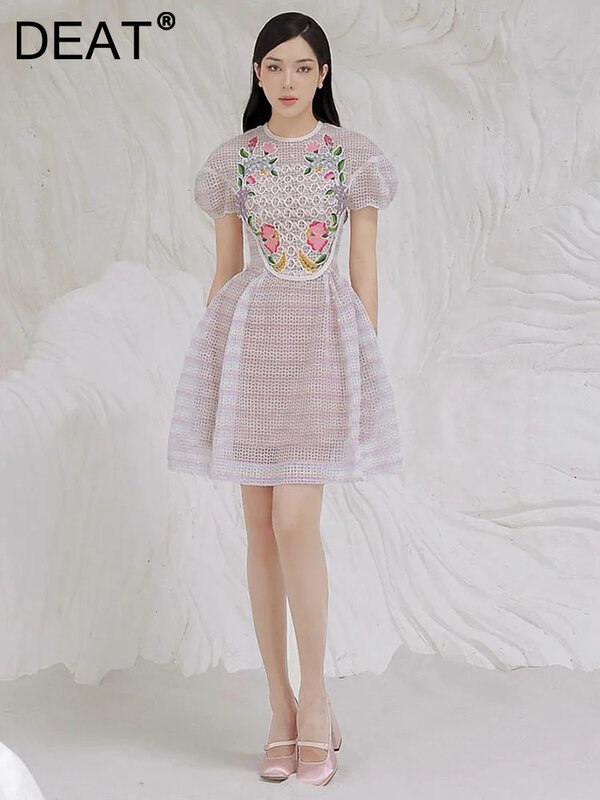 Женское ажурное платье из органзы DEAT, элегантное платье с цветочной вышивкой, круглым вырезом и вышивкой, лето 2024