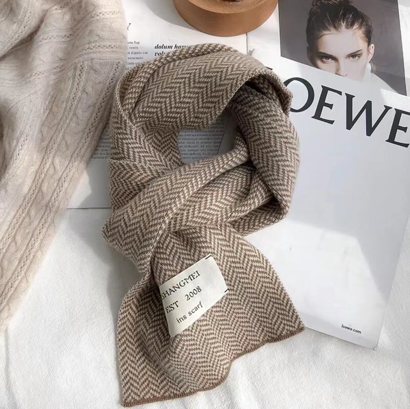 Bufanda tejida de lana para mujer, bufanda cálida y gruesa de Color sólido para estudiantes, combina con todo, bufanda cálida para el cuello para hombres, versión coreana de la nueva bufanda de invierno