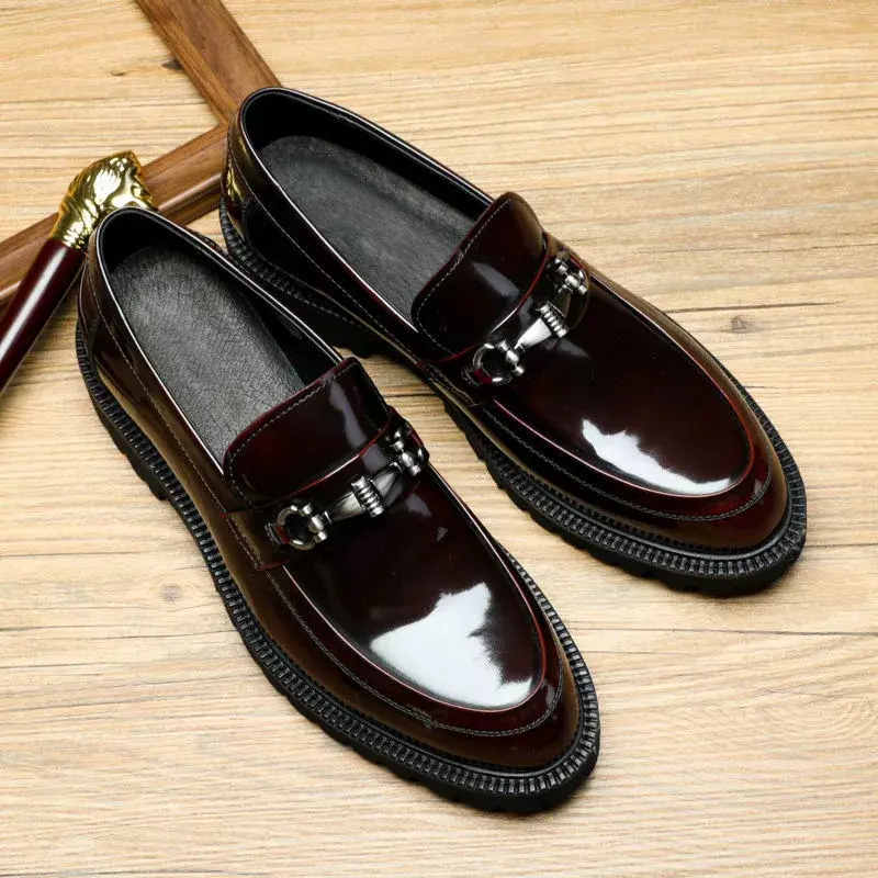 Sapatos Oxford de moda italiana masculina, mocassins de couro formal, tamanho grande