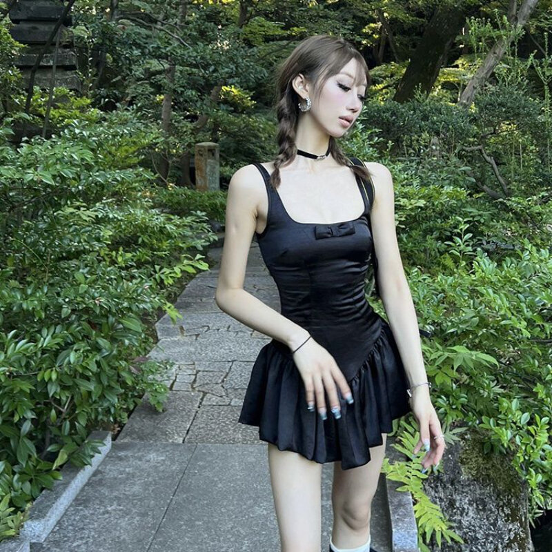 Houzhou ชุดเดรสสั้นรัดรูปเซ็กซี่สีดำสุดสวยสำหรับผู้หญิงชุดเดรสสั้นแขนกุด Y2k จีบสุดฮอตสำหรับฤดูร้อน