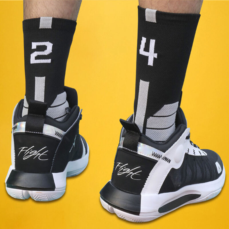 Abbina calzini da basket Unisex personalizzati con numero fortunato calzini sportivi calzini per adulti da corsa con fondo asciugamano addensato