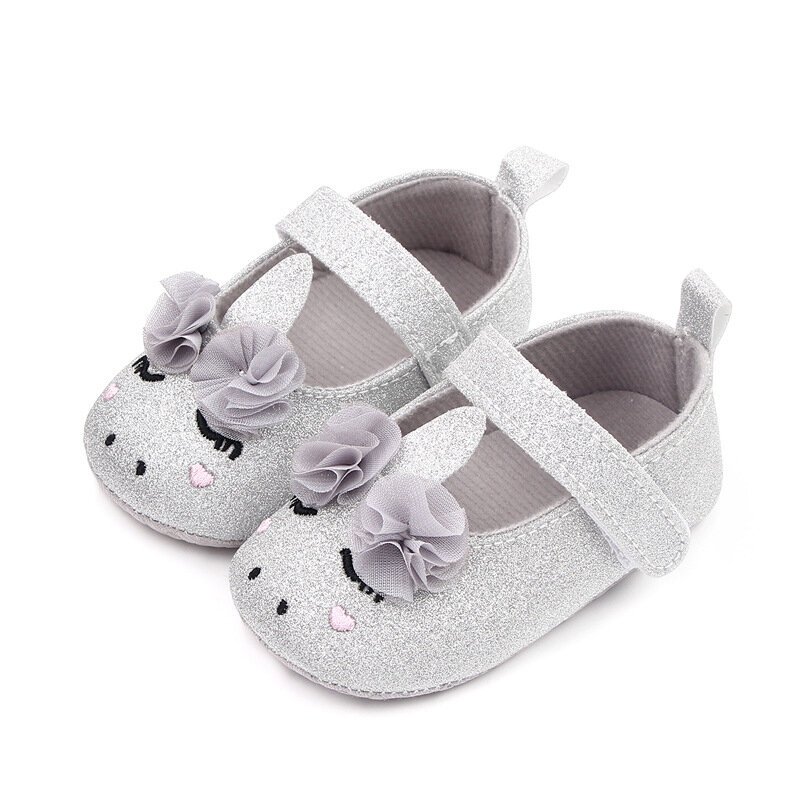 Sapatos unicórnio com sola macia para a menina, sapatos de princesa com design de flores, bonito e doce, para recém-nascido, para o bebê
