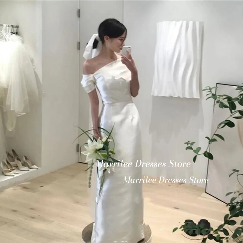 Marrilee 심플 메이메이드 원숄더 얼룩 웨딩 드레스, 우아한 바닥 길이 민소매 보트넥 백리스 신부 가운, 한국