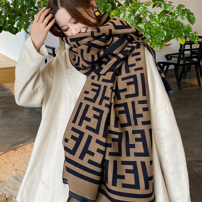 Осенне-зимний утепленный шарф из искусственного кашемира с буквой F Женский Универсальный длинный женский шарф Dongmen корейской версии