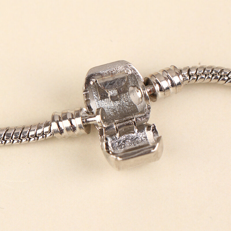 Simple Snake Bone Chain Bracelets Female Gold Color Stainless Steel Chain Link Bracelet For Women Jewelry Birthday Gift