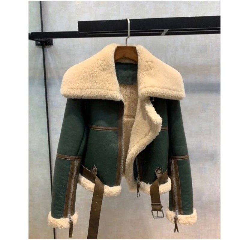 Jaket suede hangat untuk wanita, mantel hangat mode hijau pendek musim dingin dengan lapisan bulu palsu tebal gaya Korea 2023, mantel hangat untuk wanita