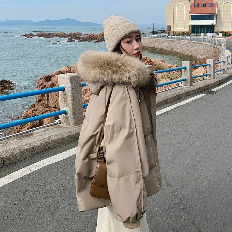 Płaszcz zimowy dla kobiet 2024 Nowa krótka koreańska moda Bawełniana odzież Zagęszczona kurtka studencka Ciepła O112