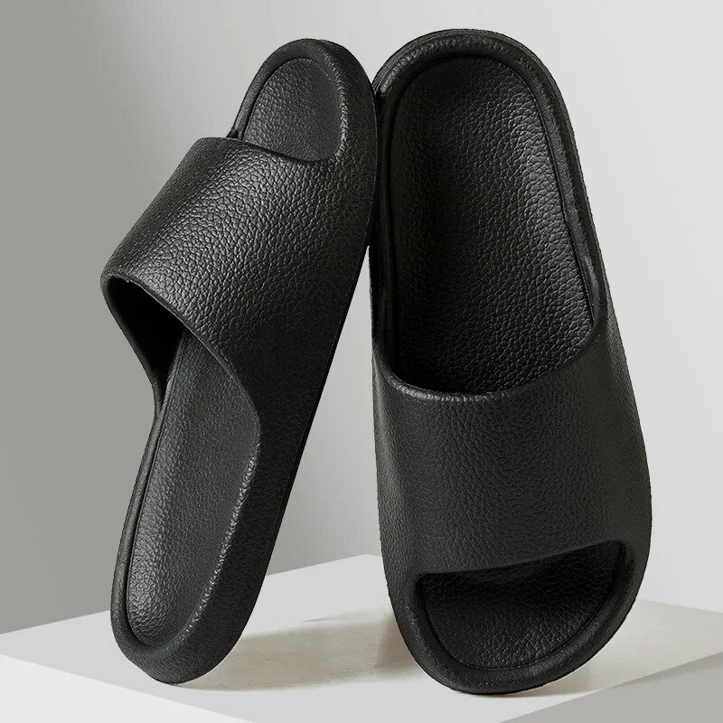 Zapatillas de baño de plataforma gruesa para mujer, chanclas antideslizantes de suela suave de EVA para interiores, 2023