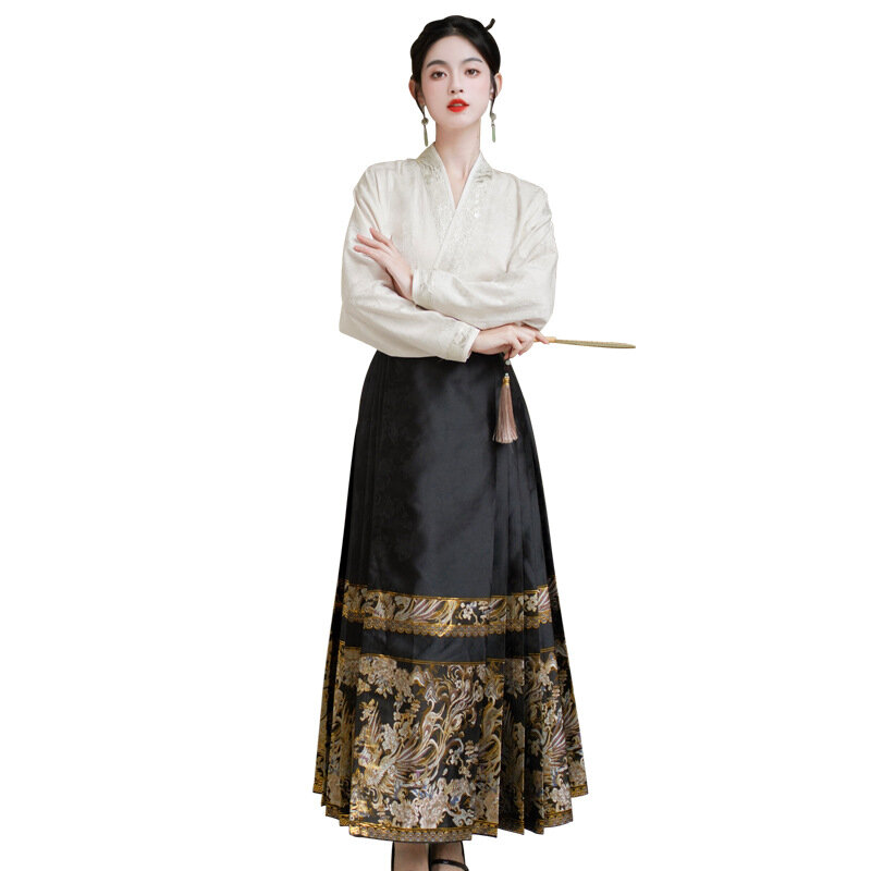 Embroidered Horse Face Skirt Hanfu Original Chinese Ming Dynasty Women's Traditional Dress Ladies Vintage Clothing Pleated Skirt