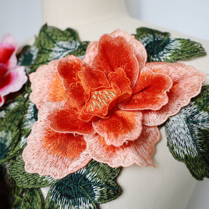 Ricamo 3D foglie di fiori di peonia cucire Patch Badge passamaneria colletto Applique per abito da sposa abiti abiti decorazione fai da te artigianato