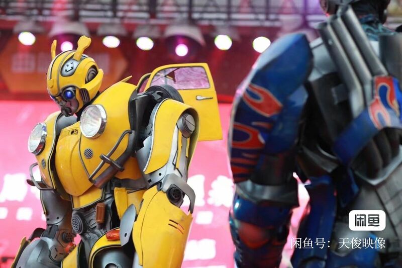Transfor Mers Bumble Bee Anime taglia umana facile da indossare film Cosplay Re Dino Adult Robot Costume indossabile Robot Cosplay Prop