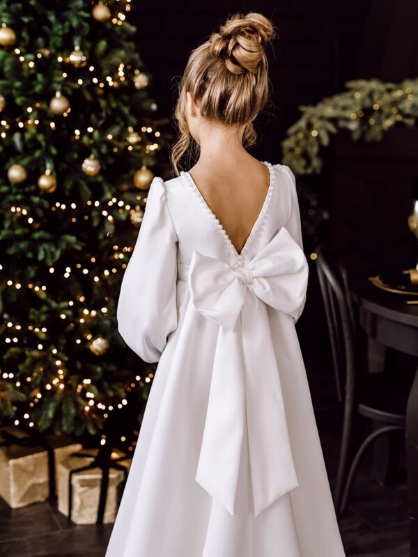 Flower Girl Dresses White Satin Pearl Neck And Waist With Bow Long Sleeve For Wedding Birthday Banquet Holy Communion Gowns