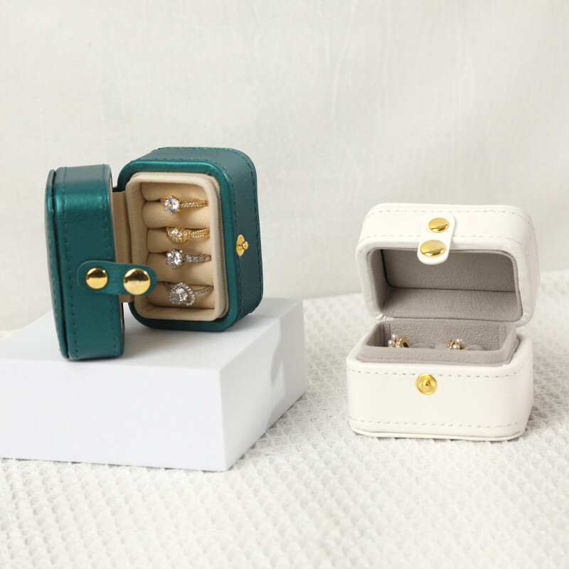 Mini portagioie fibbia piccola scatola ad anello orecchini ciondolo braccialetto scatola anello Display portagioie portatile