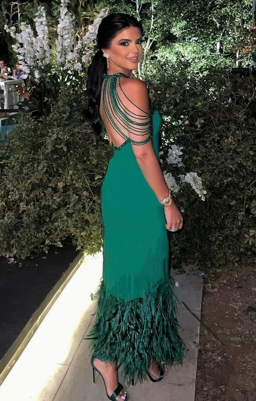 Arabien Luxus Abendkleider Federn rücken freie Schnur Perlen knöchel lange anpassbare grüne Ballkleider فساتين مناسبة رسمية