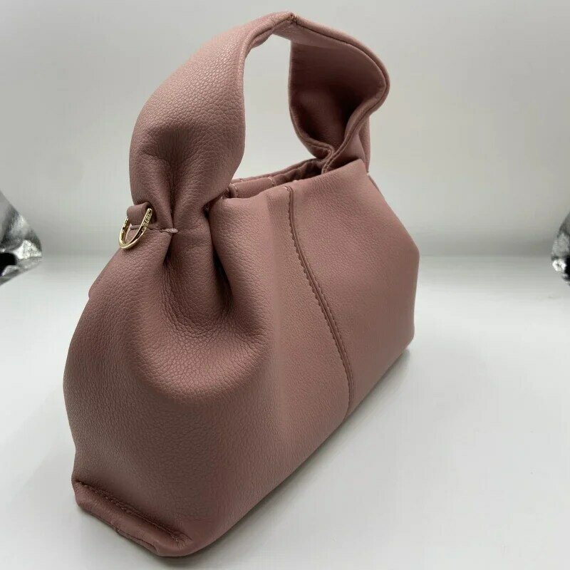Sac à main en cuir de vachette véritable pour femme, sacs nuage avec logo, forme de boulette simple, initié, marque de luxe française, nouveau