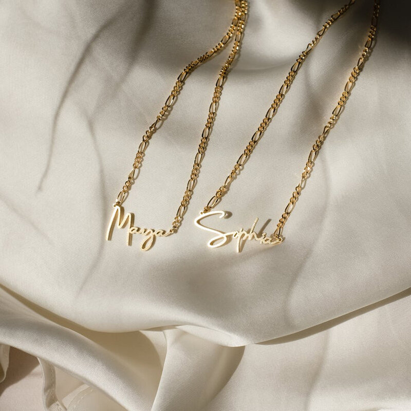 Collana con nome personalizzato ciondolo con lettera personalizzata gioielli in acciaio inossidabile per donna girocolli con catene d'oro da uomo regalo di san valentino