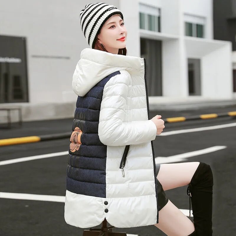 2022 Winter Nieuwe Down Katoenen Jas Womens Koreaanse Fashion Slim Casual Gewatteerde Jas Vrouwen Gedrukt Hooded Lange Warme Katoen Jassen