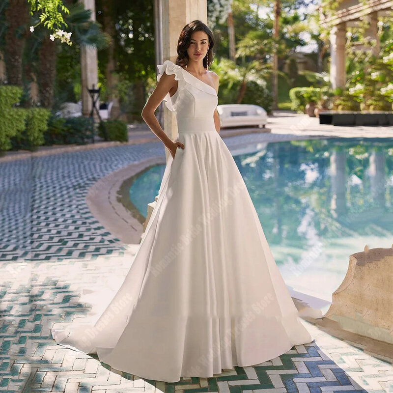 Elegant Satin Finish Wedding Dresses New Strapless One-Shoulder Backless Prom Gowns Sleeveless  A-Line Princess Vestido De Novia