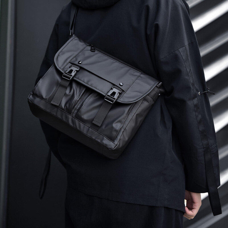 QINNXER-Postman حقيبة كروس صدر كلاسيكية ، حقيبة ظهر ، كتف واحد ، سعة كبيرة ، حقيبة أعمال تنفيذية ، محفظة