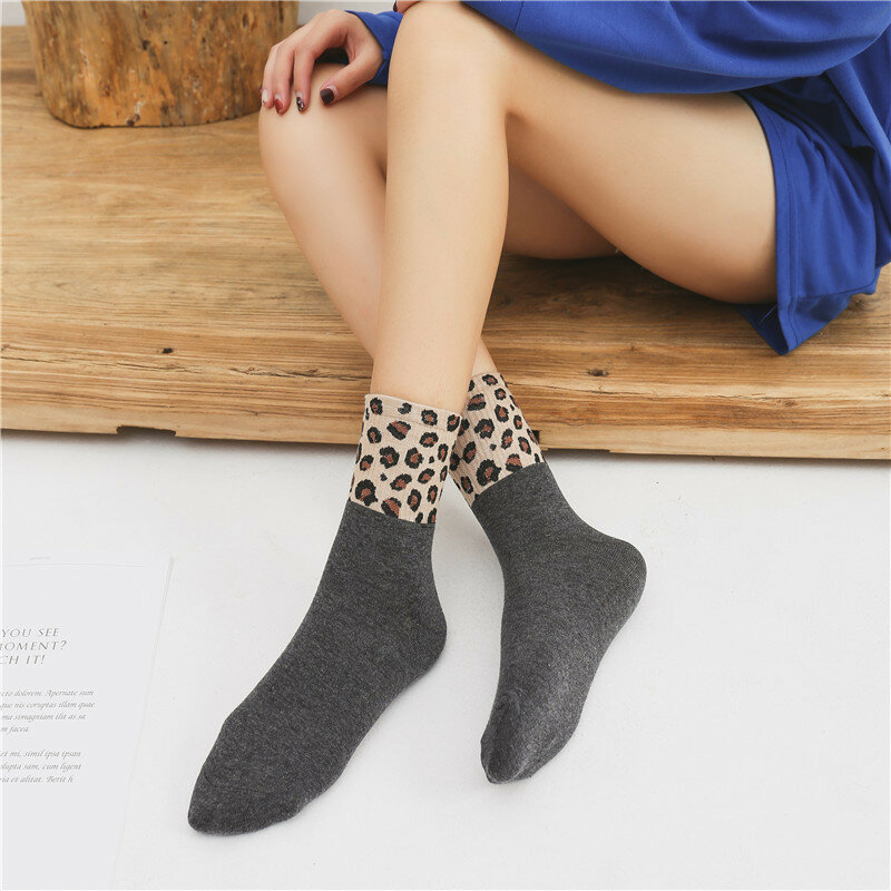 New Leopard Pattern Socks Colored Animal Pattern All Cotton Anti Slip Sweat-absorbing Mid Tube Cotton Socks Women's Socks