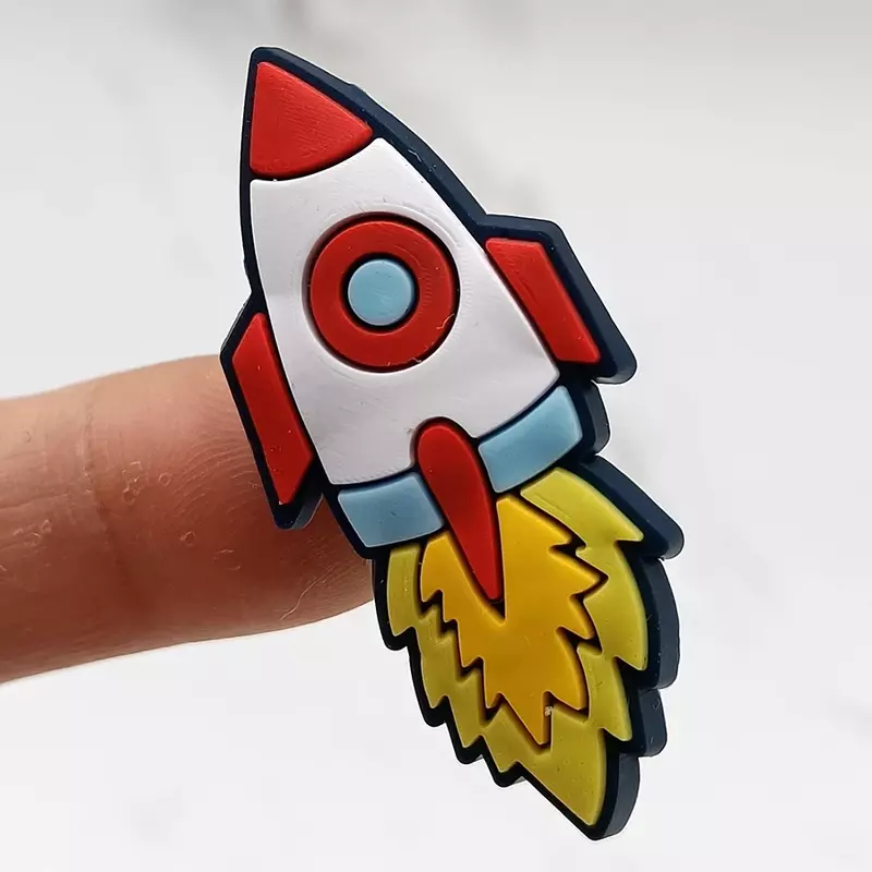1 buah Aksesori hiasan sepatu PVC eksplorasi luar angkasa sepatu astronot roket gesper bakiak dekorasi pin atas hadiah pesta anak