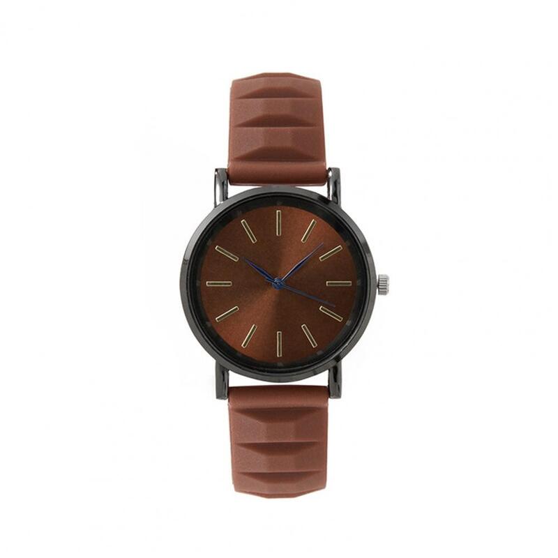 Daily Wristwatch Colorful Silicone Strap Women's Quartz Watch with Round Dial for Accurate Timekeeping for Daily Wear Dating