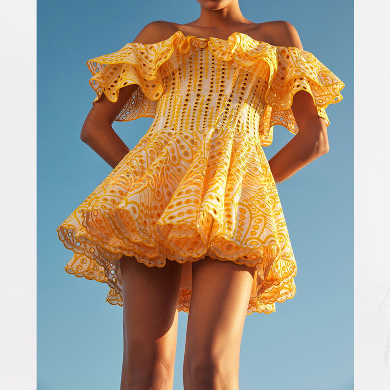 فستان صيفي لعام 2023 للنساء بتصميم مفرغ مكشكش عتيق ملابس للسيدات برقبة واسعة ملابس خروج أنيقة من الدانتيل المطرز فيستدو