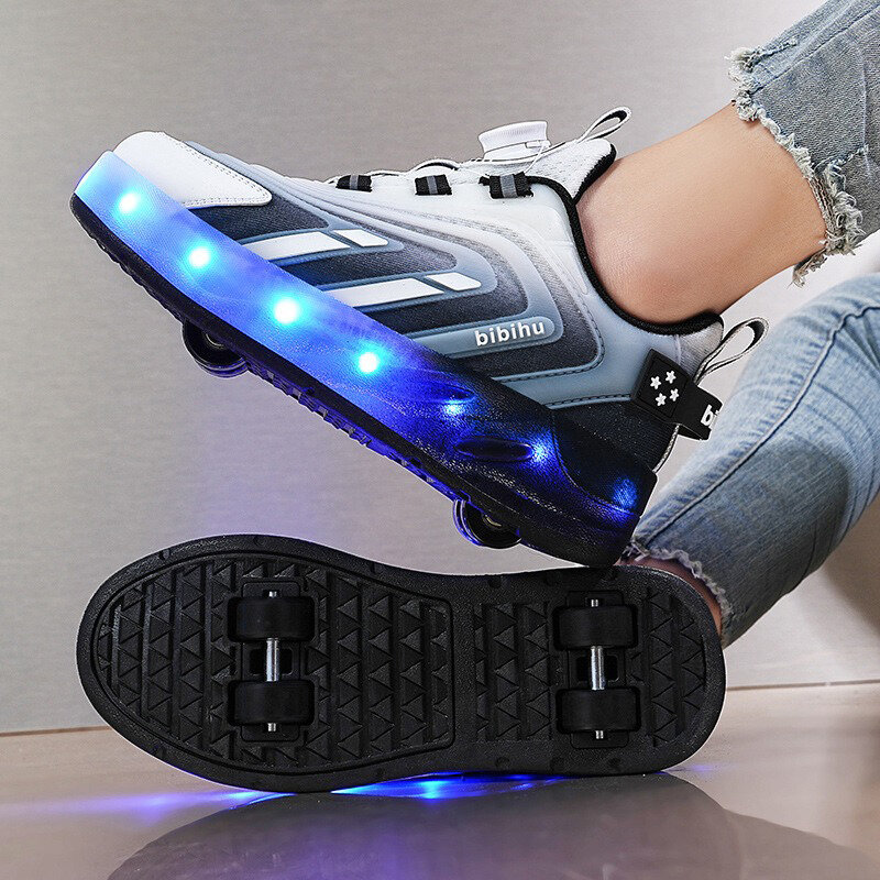 Nieuwe Mode Light Up Skate Rollers Schoenen Voor Kinderen Parkour Deform Sneakers Verstelbaar Wiel Light Up Hiel Skates Casual Schoen