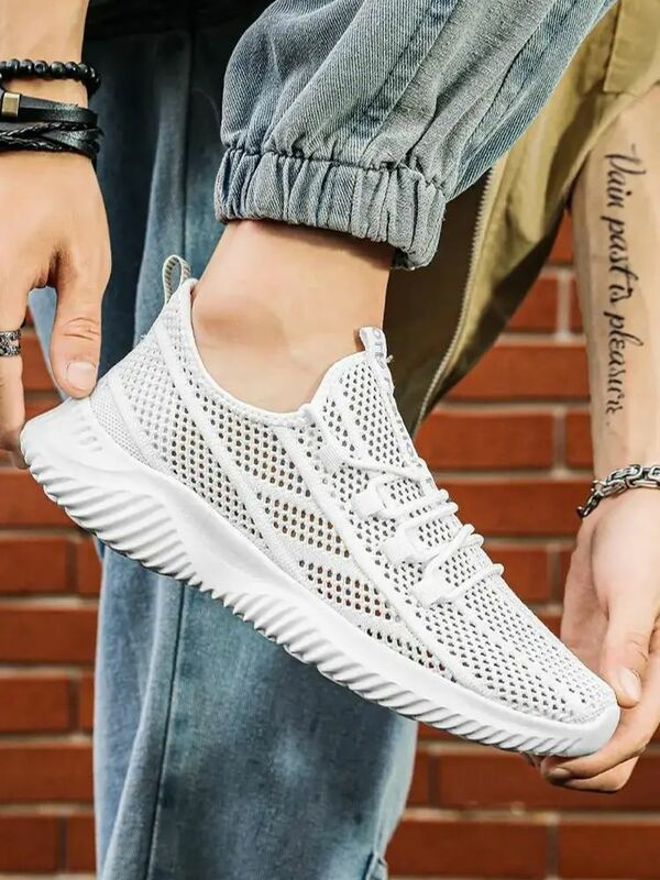 New Men's Summer Mesh Hollow Out Sports Shoes Lovers Soft Sole Non Slip Big Size Breathable Free Shipping Lace Up Running Shoes