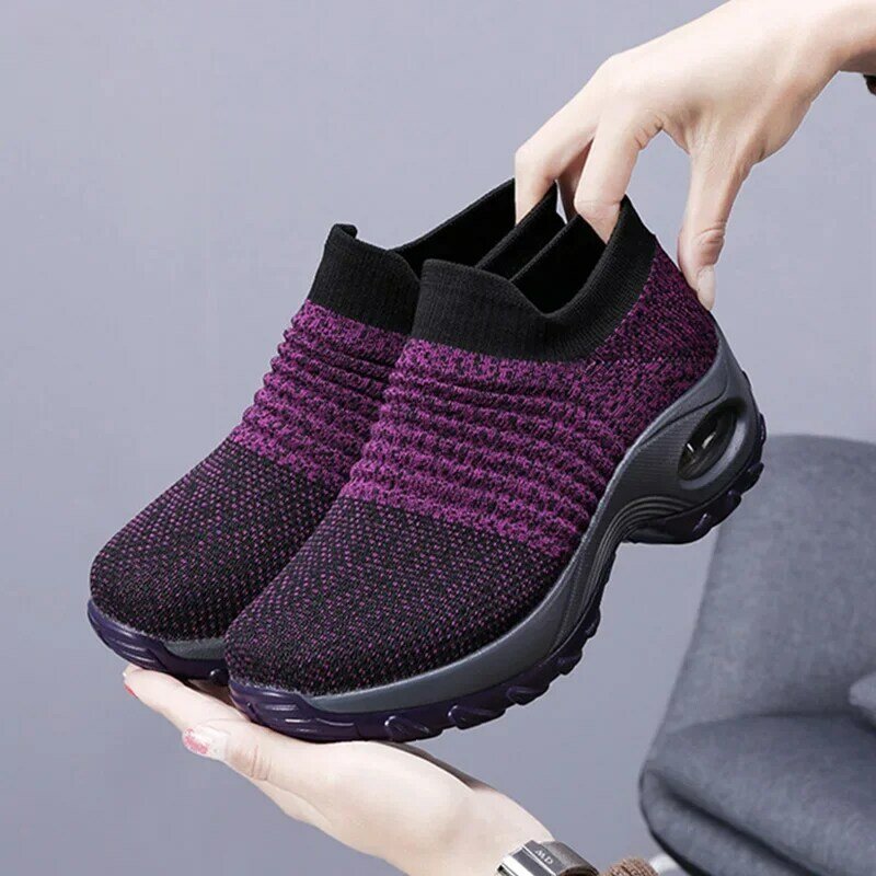2024 Fashion Sneakers donna scarpe che aumentano l'altezza 5cm scarpe Casual da donna scarpe morbide e comode in rete D103