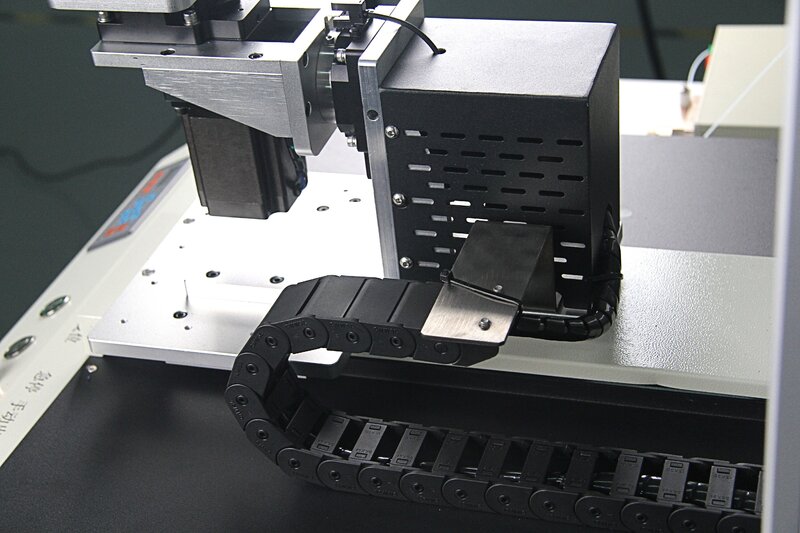 Green 5-axis Roltary Glue Dispensing Machine - DP300RR Benchtop Glue Dispenser Robots for gluing
