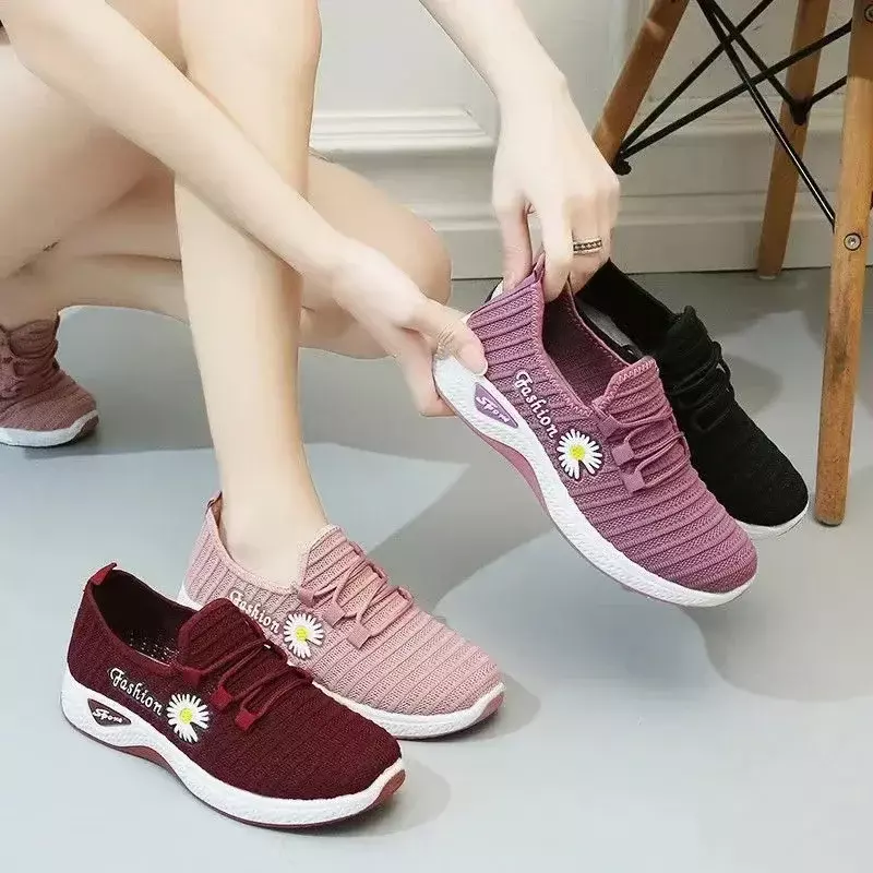 Adult sneakers, women's light running shoes, net shoes, comfortable soft soled sneakers, women's breathable casual single shoes