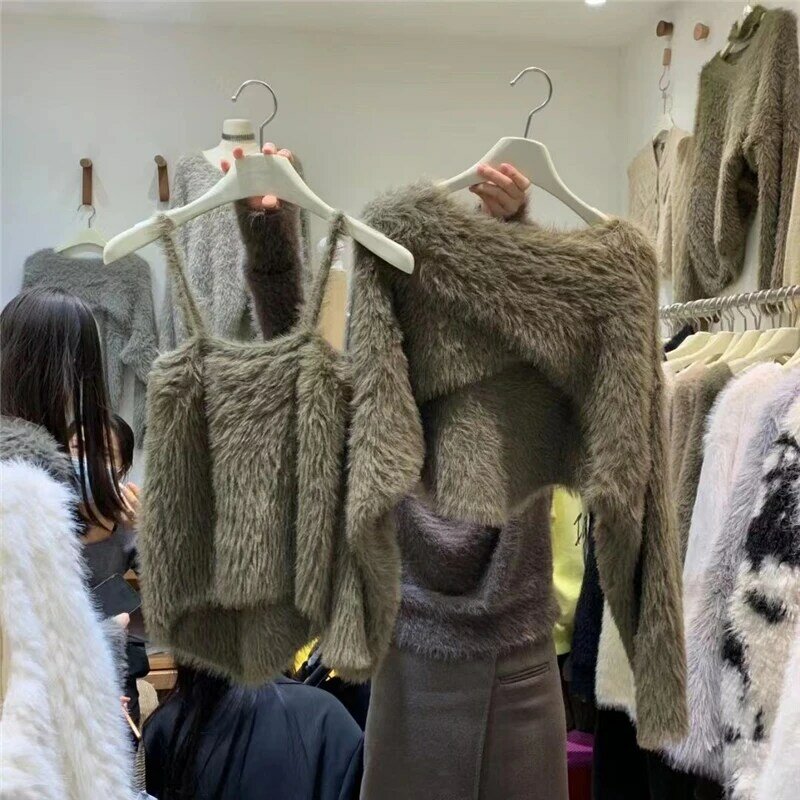 Neue Korea Frauen Camis Schlank Fuzzy Vintage Unregelmäßige Schal Pullover Quer Design Spaghetti Strap Tank Tops Winter Zwei Stück Sets