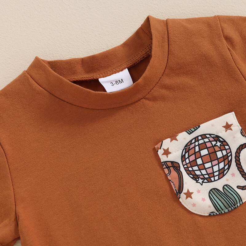 Conjunto de ropa occidental para niño pequeño, camiseta de manga corta con estampado de letras, sombrero, pantalones cortos con patrón de bota, 2 piezas
