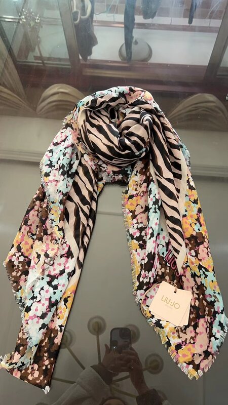 2024 LIU JO spring/summer new women's printed square scarf scarf sun protection cape