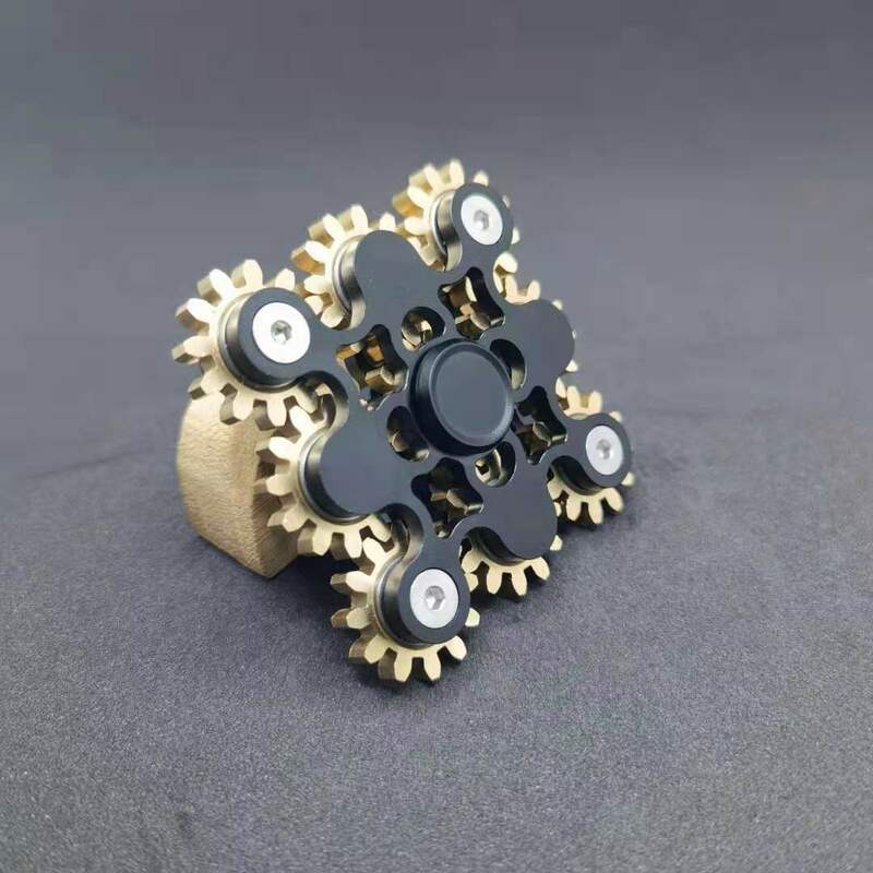 Delicato Gear Hand Spinner All Copper Fidget Spinner Nine Teeth Linkage Edc Metal Alloy Spinner Focus Toys antistress