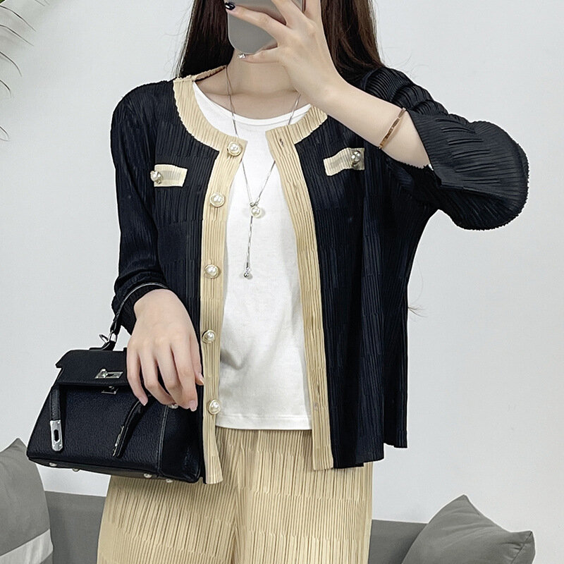 2024 New Miyake pieghettato Casual temperamento Cardigan Color-block Top piccolo cappotto donna Slim Slim Design abbigliamento donna