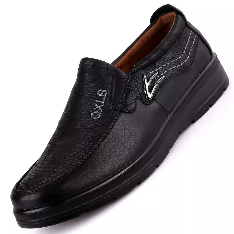 新しい商標サイズ38-48高級男性カジュアルシューズのファッション革の靴春秋のメンズフラット靴駆動スニーカー