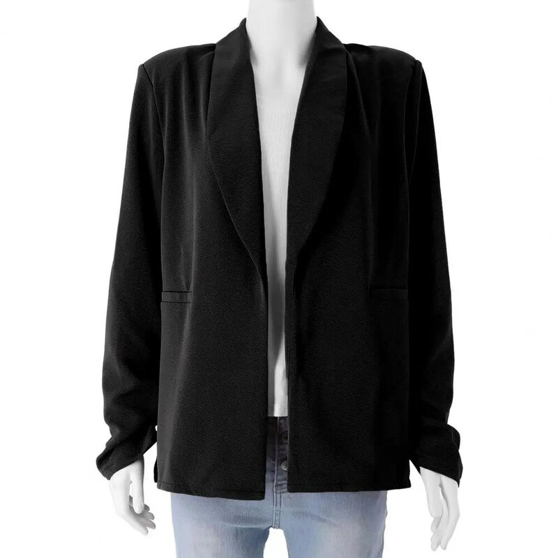 Women's solid color jacket with a simple look that reflects elegance and style.
