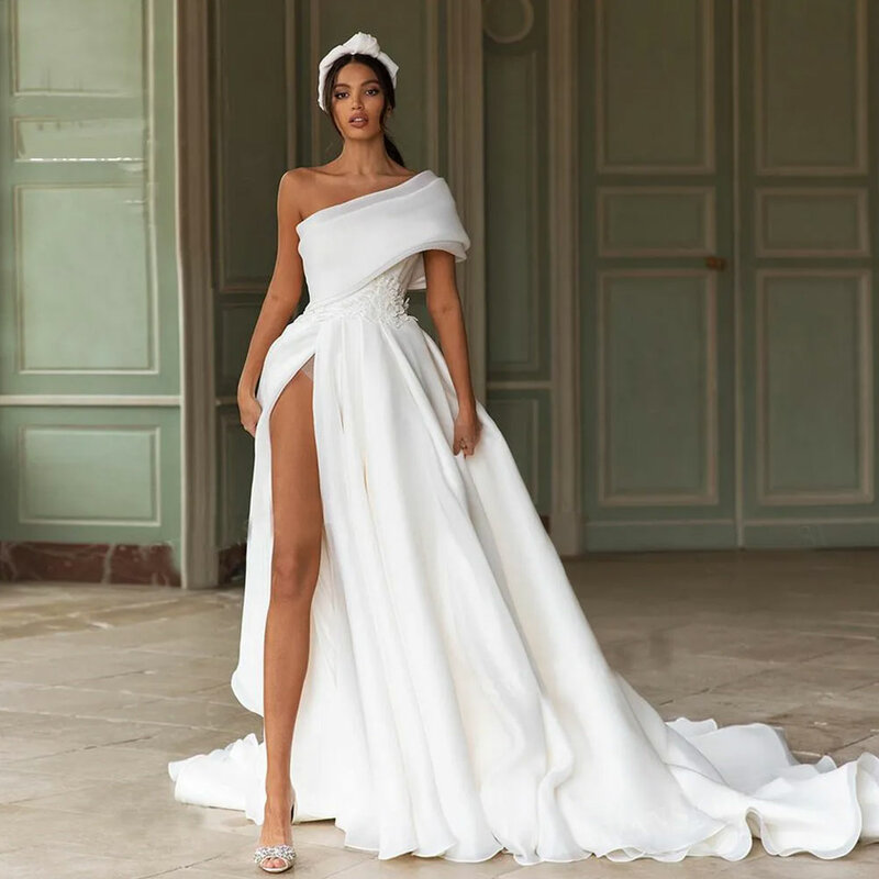 Sexy Plus Size Wedding Dresses Women One-Shoulder High Split Appliques Lace Bridal Gowns Sweep Train Satin Wed Dress Vestidos