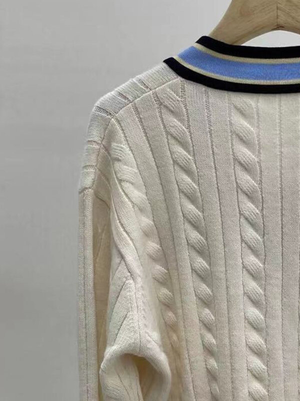 Pullover rajut leher V wanita, Sweater bordir huruf bergaris lengan panjang longgar Musim Semi 2024