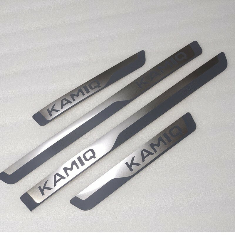 لسكودا KAMIQ 2018-2021 سيارة التصميم الفولاذ المقاوم للصدأ لوحة بالية/عتبة الباب صفائح لعتبة باب السيارة لوحة بالية ترحيب دواسة